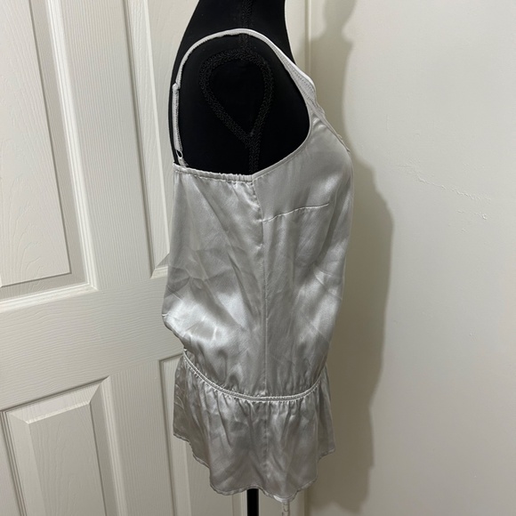 White House Black Market Silver/Grey Silk Slip Top With Button Detail Size XS - Picture 4 of 9